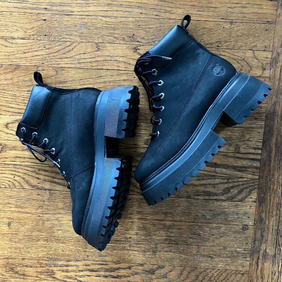 Timberland Sky Boots - Picture 1 of 3